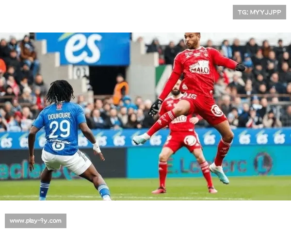 法甲第17轮全场统计:布雷斯特控球率与射门均衡致胜