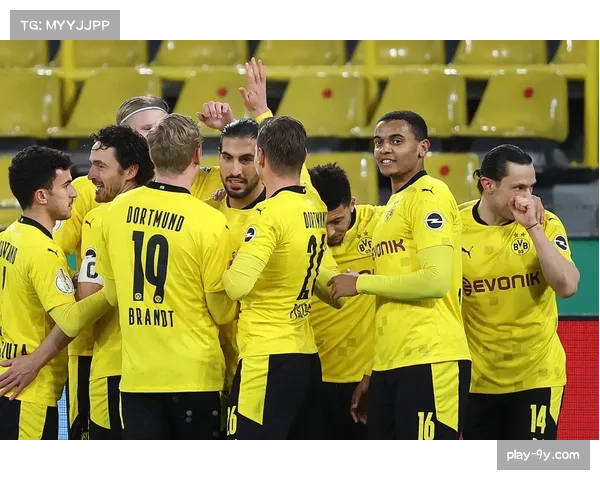 “多特蒙德3-2绝杀圣保利，埃姆雷·詹补时点射定局”